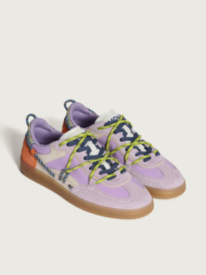 Hoffs in a fun combination of color + texture