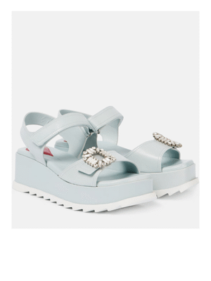 Comfortable, but make it an iconic French brand