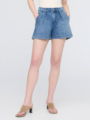 Pleated denim short