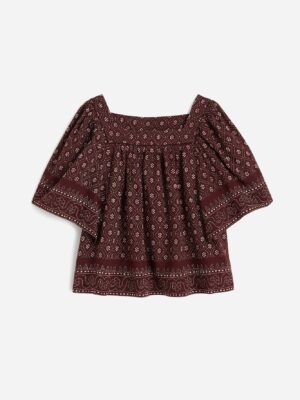 Flutter-Sleeve Top