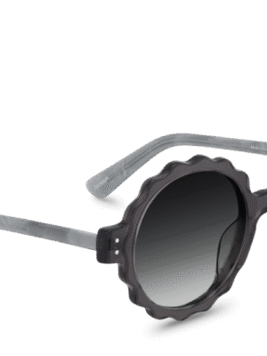 Jocelyn Grey - They have more colors in their Paris atelier in the 1st Arrondissement so you can pop in after visiting the Louvre.