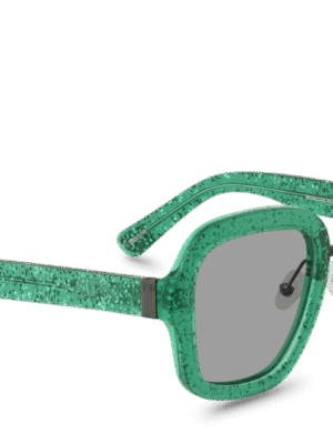 I love how the Salomé Green frame features that fabulous, shimmering green material, giving a playful yet high-fashion update to the classic square shape.