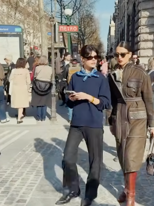 Spring is crazy and to be honest i identify with her Morning frost becomes afternoon heat and every outfit you plan at 7 a M Betrays you by noon Spring outfits require layers as cliche as it sounds Silk scarves solve this spring outfit problem not as winter leftovers but as lightweight spring outfit tools that