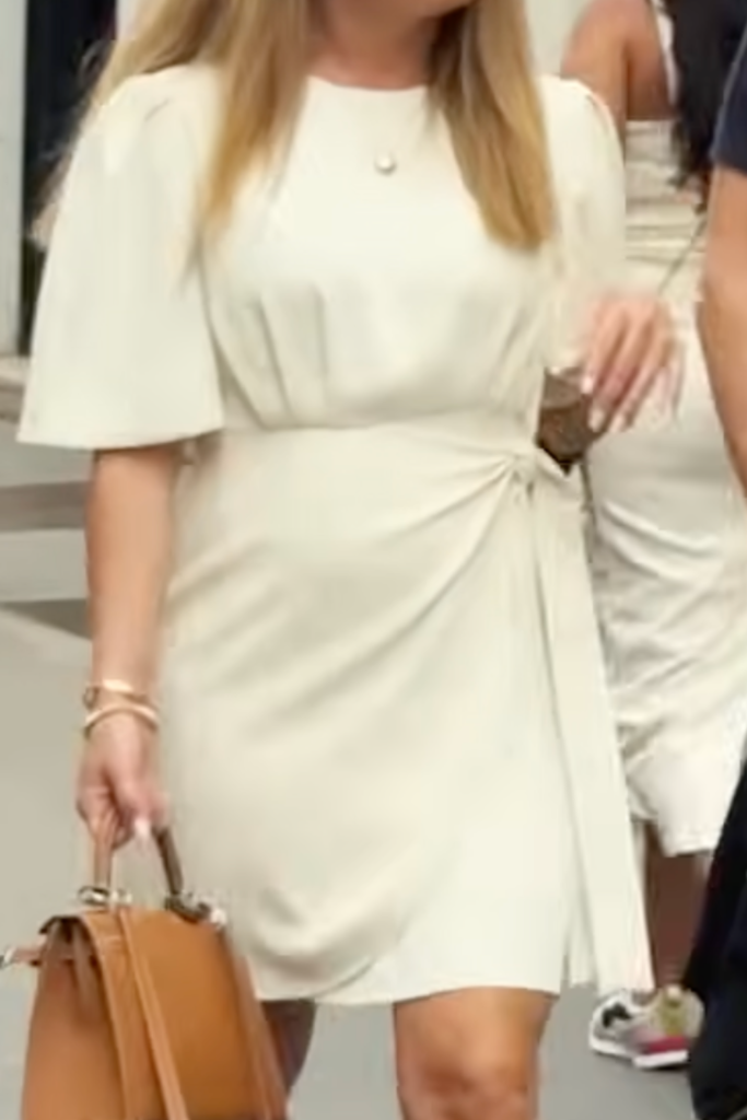 If how to dress better has felt like a vague expensive project try a simpler truth tension creates style Without contrastmixing structured with soft masculine with feminine fancy with casualoutfits go flat because everything is telling the same story A roomy blazer over a frothy black skirt instantly reads styled even with minimal accessories Youre