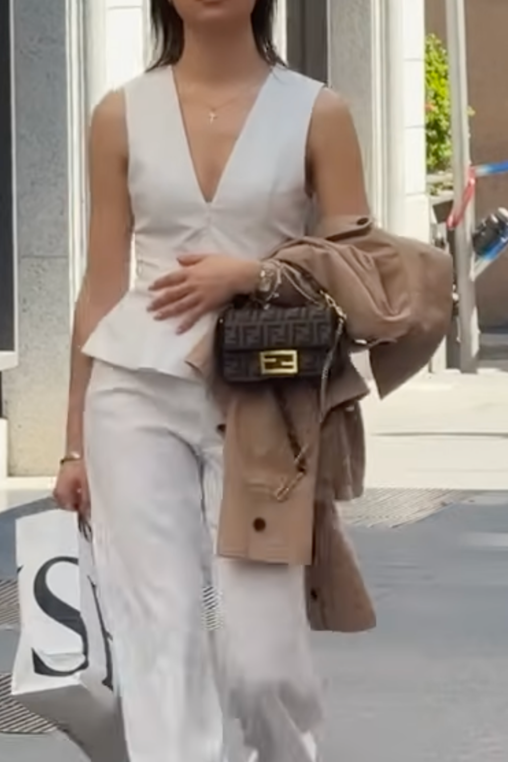 A monochromatic outfit isnt boring Its one of the most advanced styling moves you can learn I thought id talk about it on the heels of the pop of color post i just did because both are equally chic and i didnt want to imply by talking about colorful outfits that i dont also love