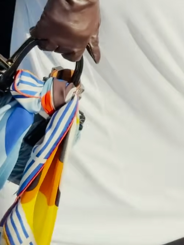 Spring is crazy and to be honest i identify with her Morning frost becomes afternoon heat and every outfit you plan at 7 a M Betrays you by noon Spring outfits require layers as cliche as it sounds Silk scarves solve this spring outfit problem not as winter leftovers but as lightweight spring outfit tools that