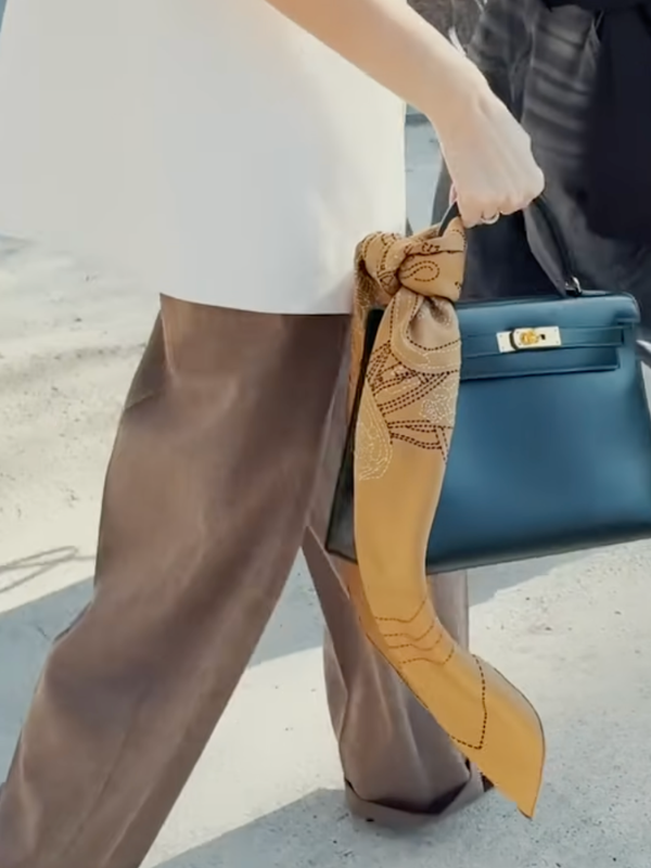 Spring is crazy and to be honest i identify with her Morning frost becomes afternoon heat and every outfit you plan at 7 a M Betrays you by noon Spring outfits require layers as cliche as it sounds Silk scarves solve this spring outfit problem not as winter leftovers but as lightweight spring outfit tools that