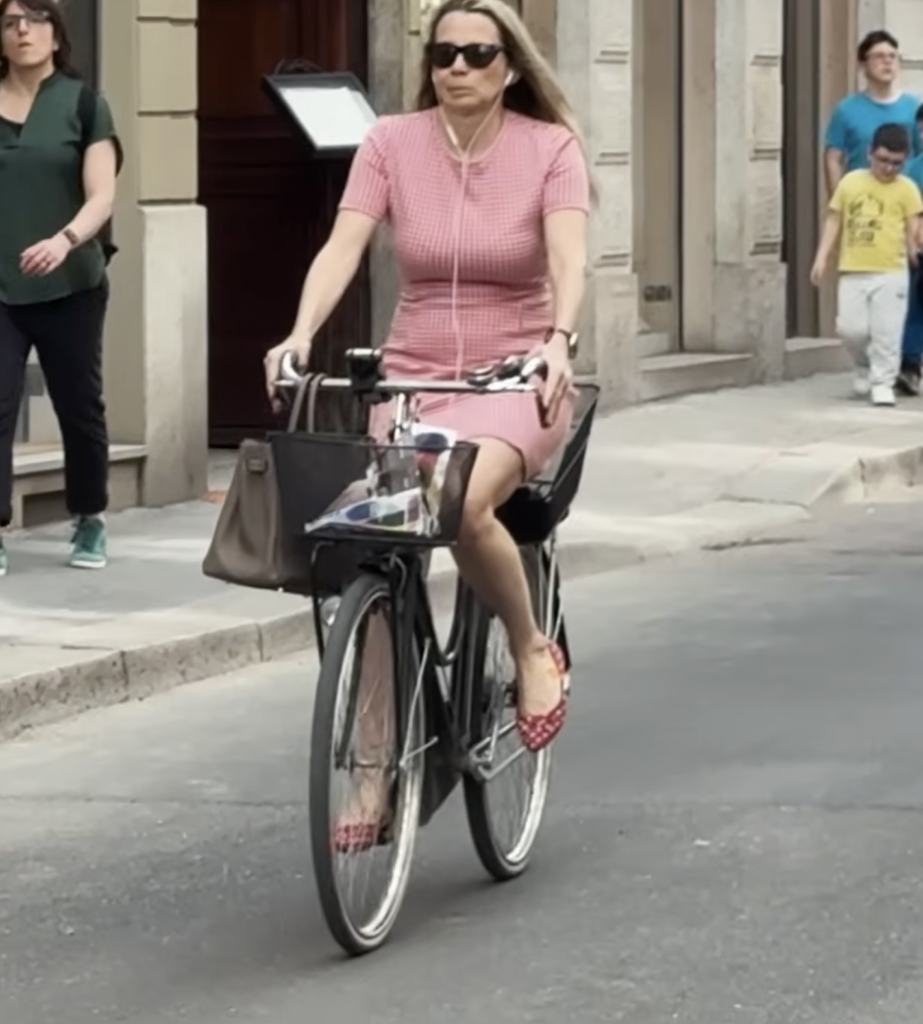 9 examples 3 rules 0 guessing summer outfits are where polish gets tricky You want ease you want clean lines you want outfits to look expensive instead of a flimsy falling apart cotton and you also want to breathe The issue is not your taste Its the math Lighter fabrics less layering and one wrong